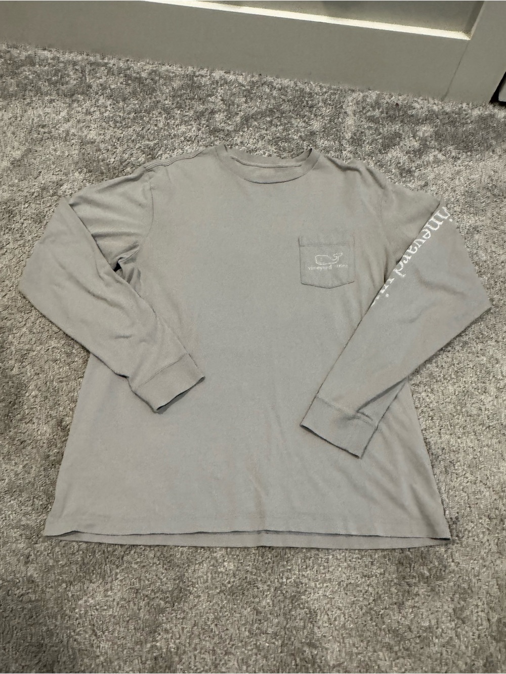 Vineyard Vines 🐳 | Men's Long-Sleeve Pocket Tee — Gray